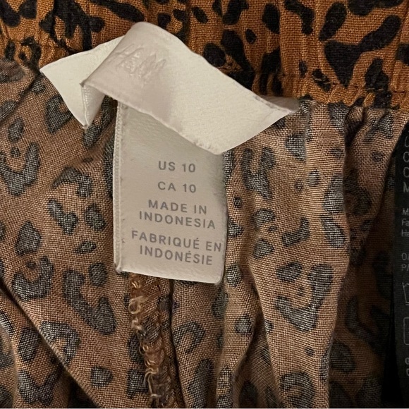 H&M Animal Print Brown Wide Leg Pants Size 10 - Picture 3 of 3